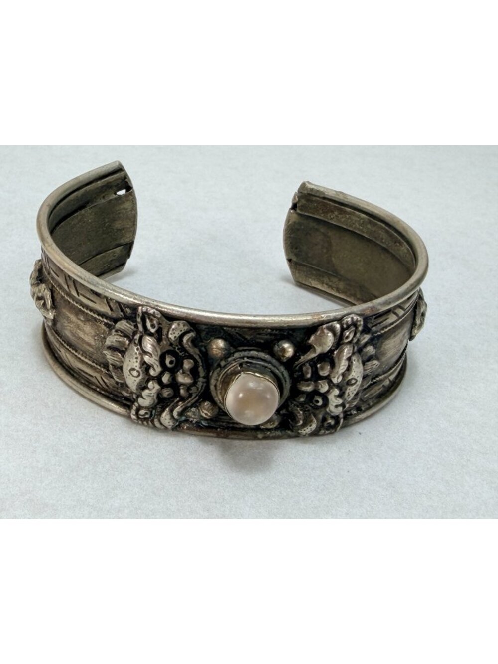 Vintage Tribal Rose Quartz Cuff Bracelet Dragon Faces Silver Tone Statement